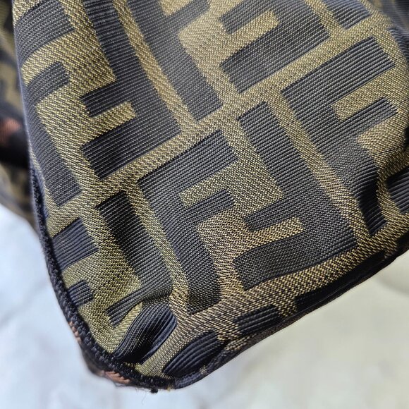 Authentic Fendi Roma FF Zucca Tote Bag - Picture 13 of 17